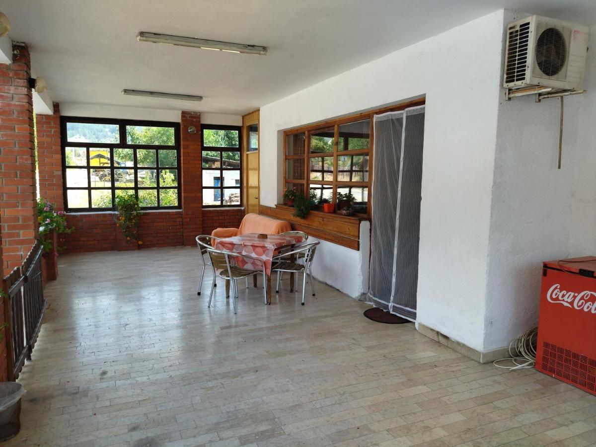 Apartman Dunja I Milos موكرا غورا المظهر الخارجي الصورة