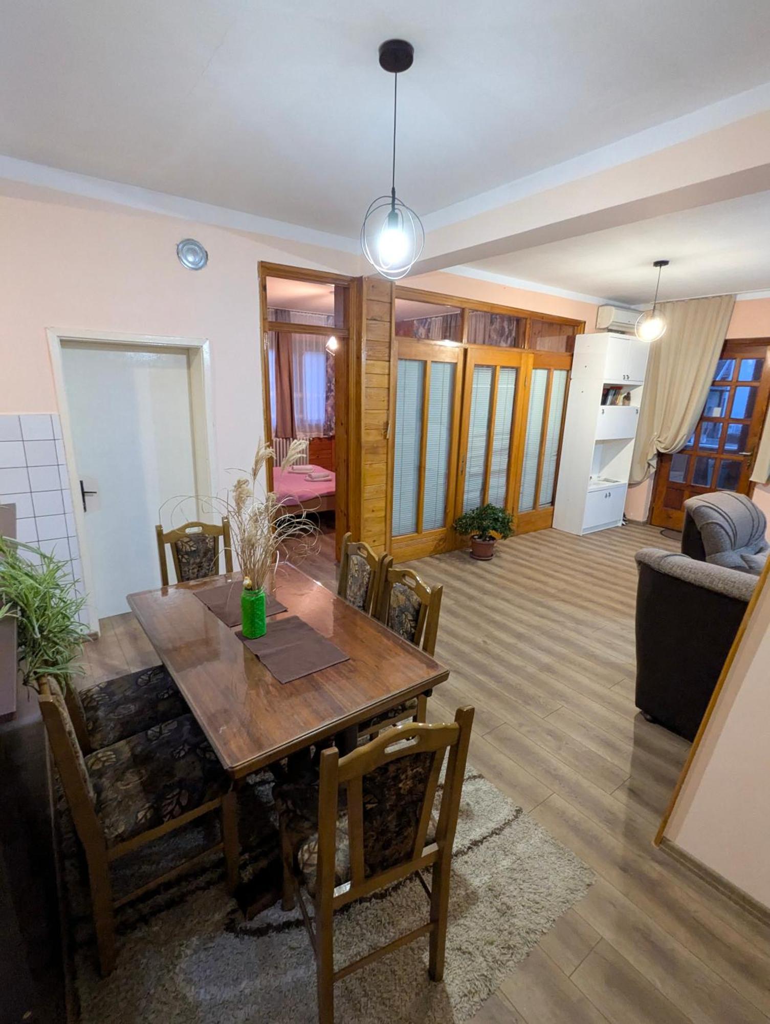 Apartman Dunja I Milos موكرا غورا المظهر الخارجي الصورة